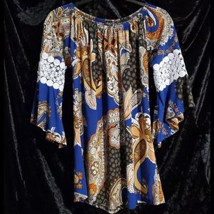 Shirt, could be worn as a short mini dress